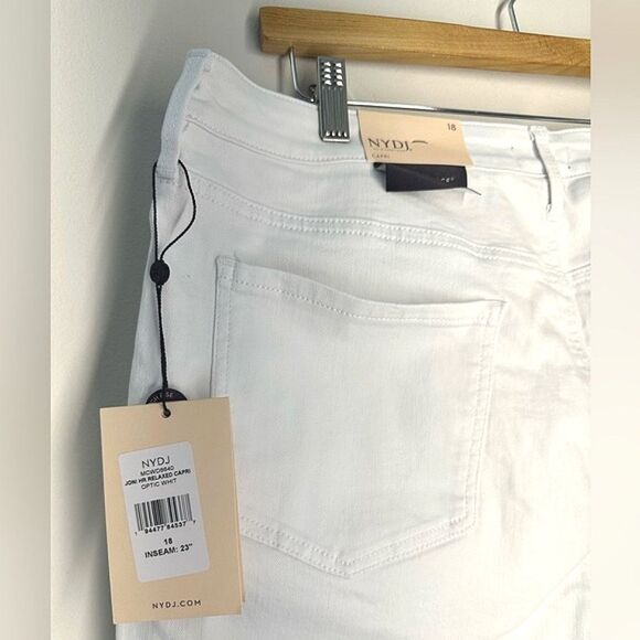 NWT NYDJ Joni capri Relaxed Optic White Women's sz 18 White Cool Embrace spring - Picture 8 of 16
